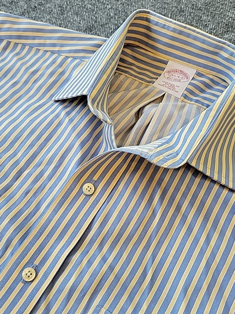 Brooks Brothers Shirt Men's 15.5 4/5 Blue Yellow Stripes Non Iron Button Up Trad